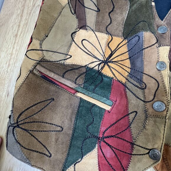 A.J. Vintage Suede Leather Patchwork Artsy Boho Embroidered Western Vest Small - Picture 8 of 10